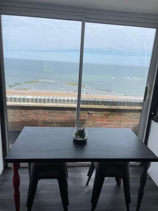 Apartment Seaside Place *